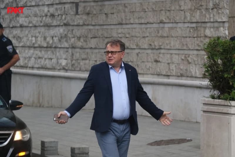 Ovako Nikšić objašnjava da treba zaposliti "našeg čovjeka": Uradi onako kako smo i mi doveli tebe
