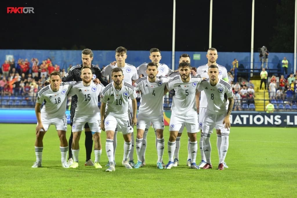 Petev ostao bez dvojice startera, prve minute za fudbalera Salzburga: Je li ovo sastav Zmajeva za Crnu Goru?