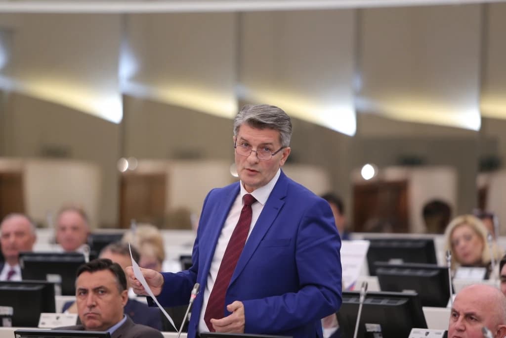 Mehmedović: Javnost mora znati šta Schmidt radi