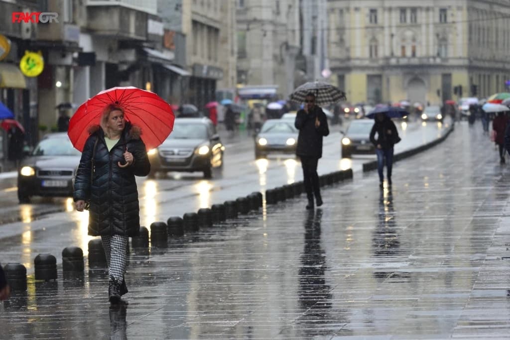 Zbog obilnih padavina, vjetra i grmljavine u Hercegovini na snazi narandžasti, u Bosni žuti meteoalarm
