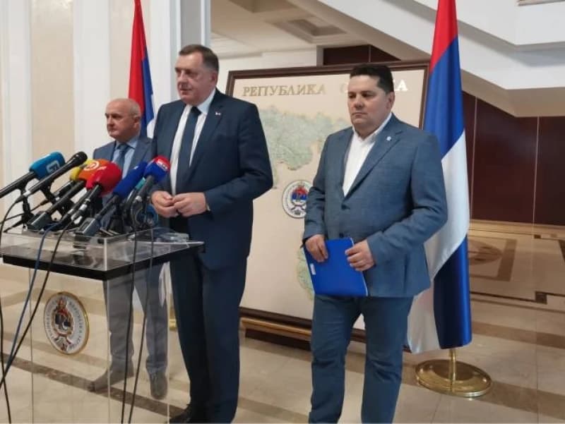 Stevandić i ekipa pisali američkoj senatorici: Zašto tražite sankcije za Dodika, ako BiH želi da opstane...