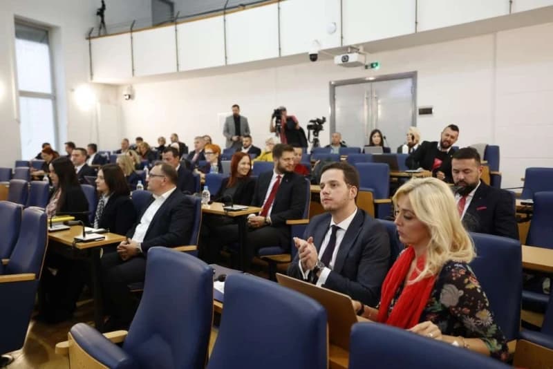 Usvojen Nacrt budžeta KS: Jesu li ugrožene boračke naknade?