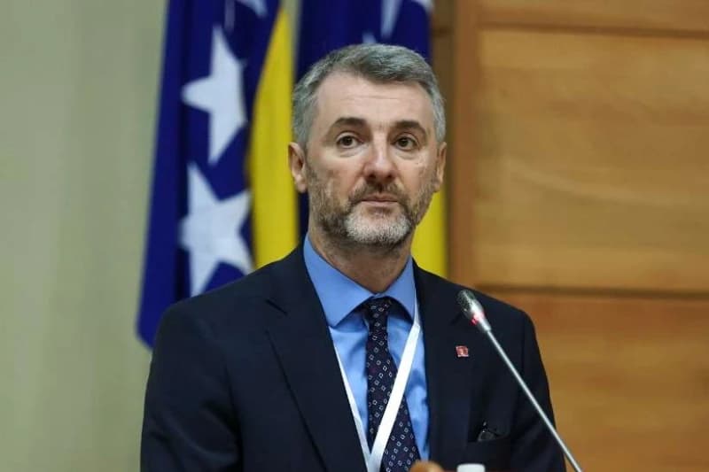 Oborene hitne izmjene zakona o BHANSA-i i neograničenom mandatu, Forto se ljutio, protiv bili i njegovi