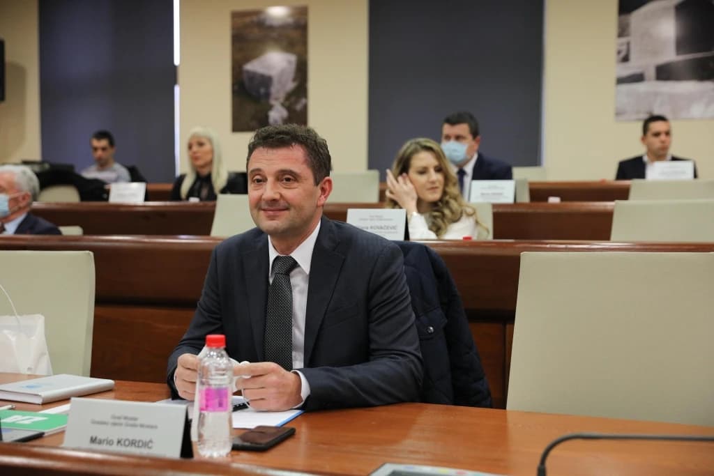 Odbrana antifašista i ostale bajke: HDZ-ove pobočne satnije iz "Trojke" bi da se zaboravi kako je izabran Kordić