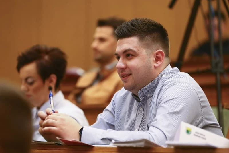 SIPA pretresa u ZDK i KS: Na meti federalni parlamentarac Kenan Uzunović