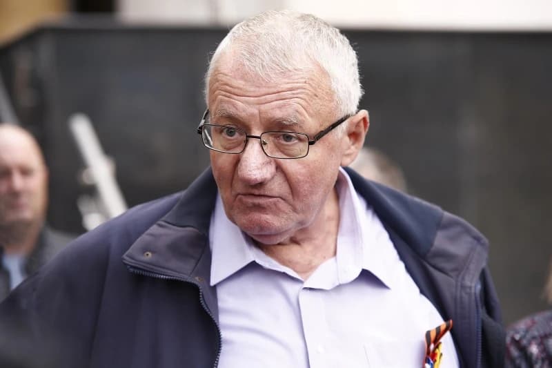 Srbiji iz Haga upućen predmet protiv Šešelja i ostalih