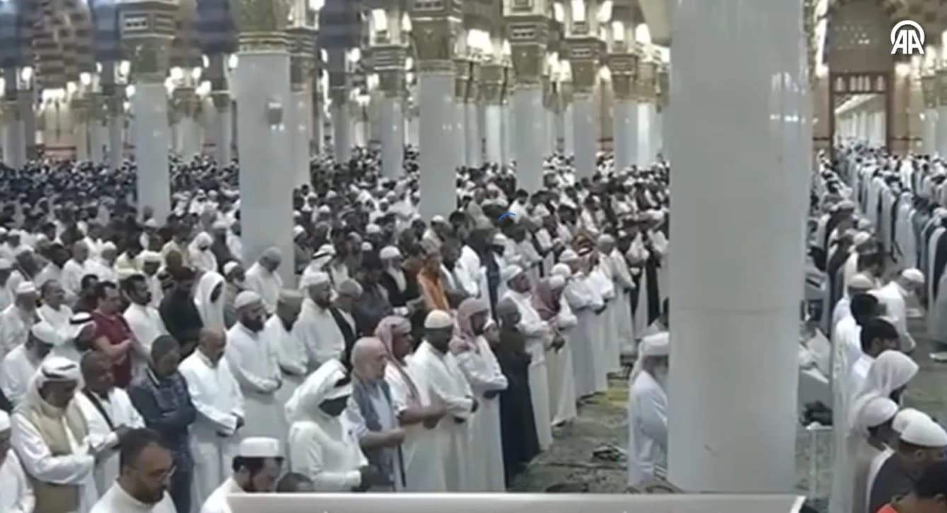 Poslanikova džamija u Medini