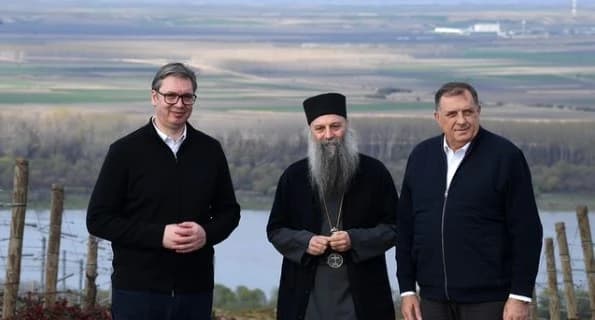 Aleksandar Vučić, patrijarh Porfirije i Milorad Dodik