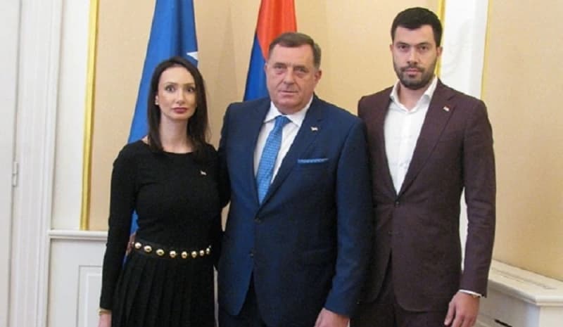 Milorad Dodik s kćerkom Goricom i sinom Igorom