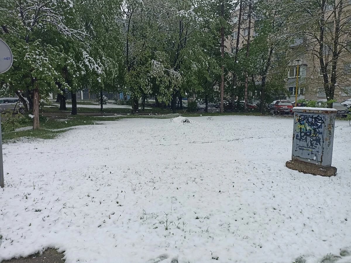 tuzla-snijeg-april-2024