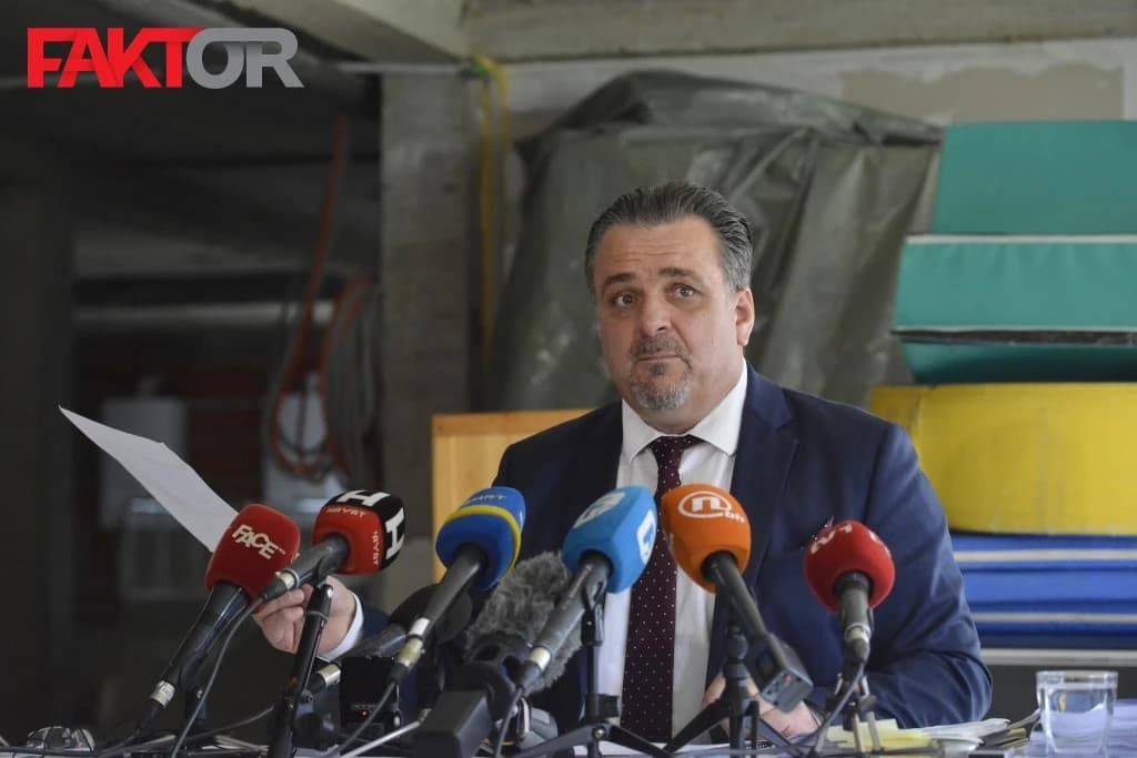 Direktor "Pazarića": Novcem Zavoda gradili su privatne kuće, umjesto ploče postavljen rigips, otkrio imena