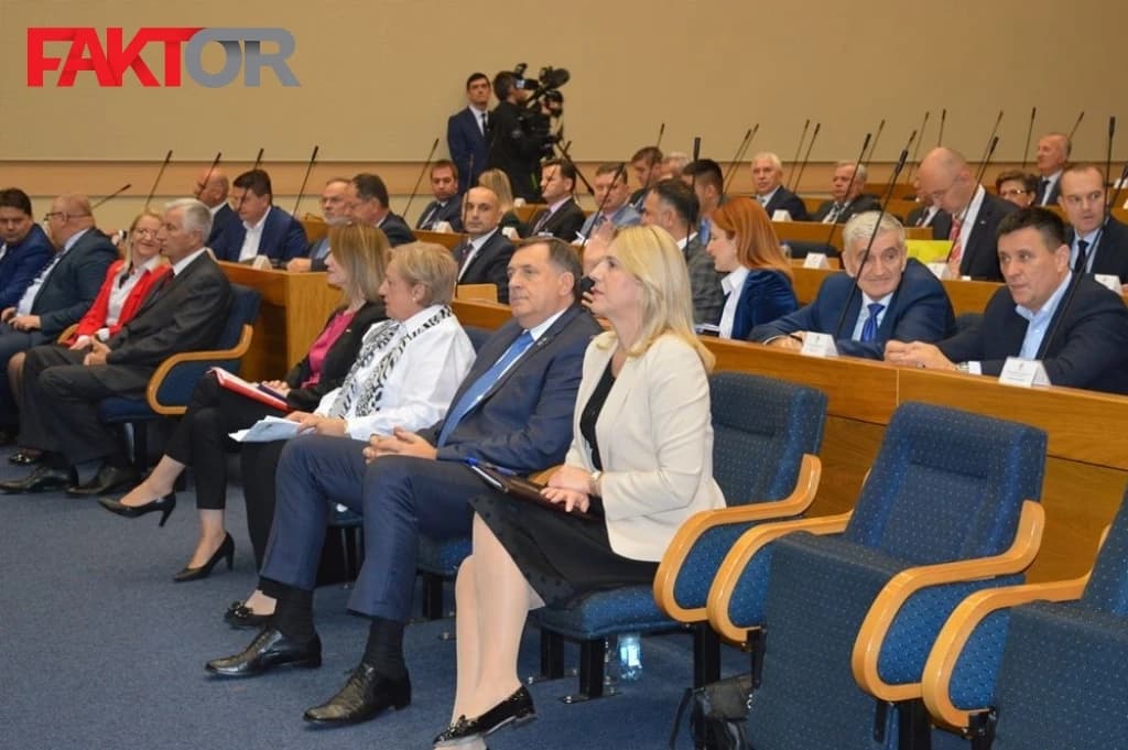 Dodik u NSRS-u govorio o otcjepljenju: "RS nema pravo odustati od svoje autonomije, državnosti i samostalnosti"