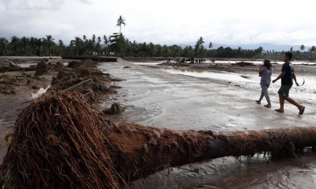 Vlasti su povisile nivo upozorenja na tropski ciklon u 35 filipinskih pokrajina