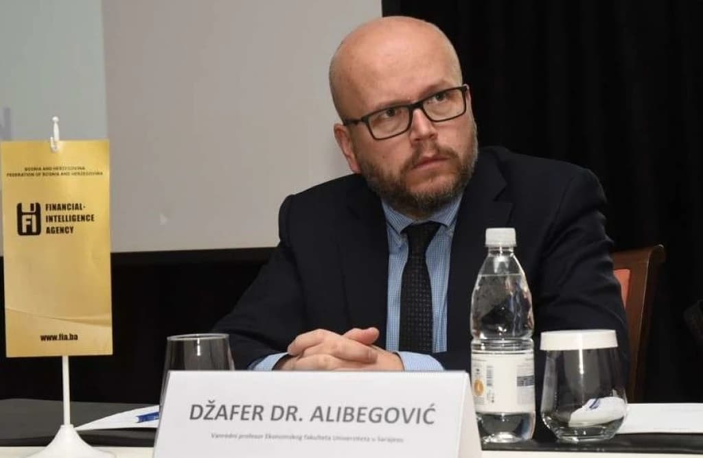 Vanredni profesor na Ekonomskom fakultetu u Sarajevu Džafer Alibegović
