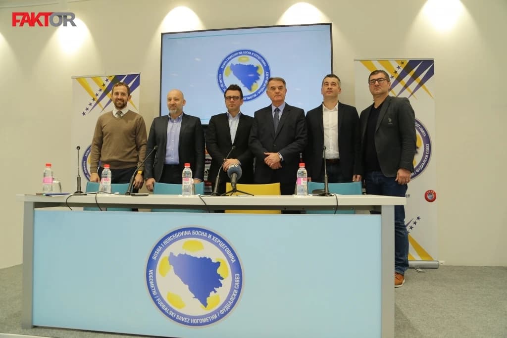 I Spahić u timu: Bajević otkrio vraća li Vranješa među Zmajeve