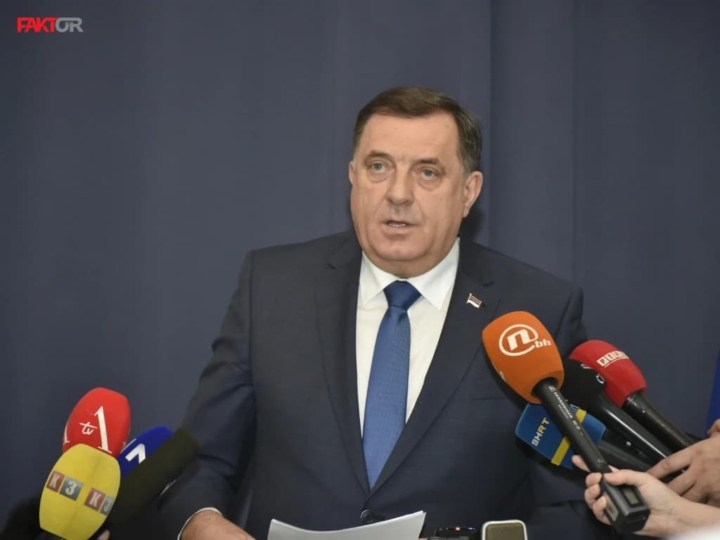 Dodik: Tražio sam utvrđivanje Komšićeve odgovornosti, on bi trebao podnijeti ostavku, preglasali su me