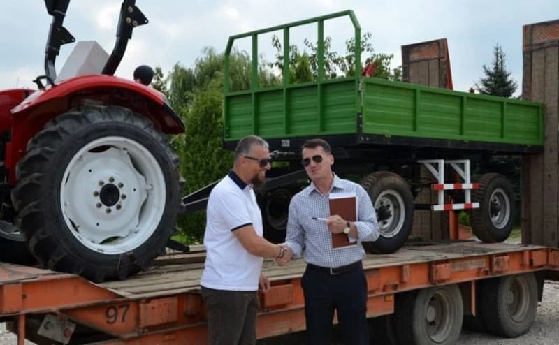 Kriminal s kineskim traktorima: Akcija u kojoj je uhapšen savjetnik Nermina Nikšića još nije dobila epilog