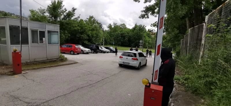 Sva trojica puštena na slobodu: Premijer Novalić, Solak i Hodžić napustili Sud BiH