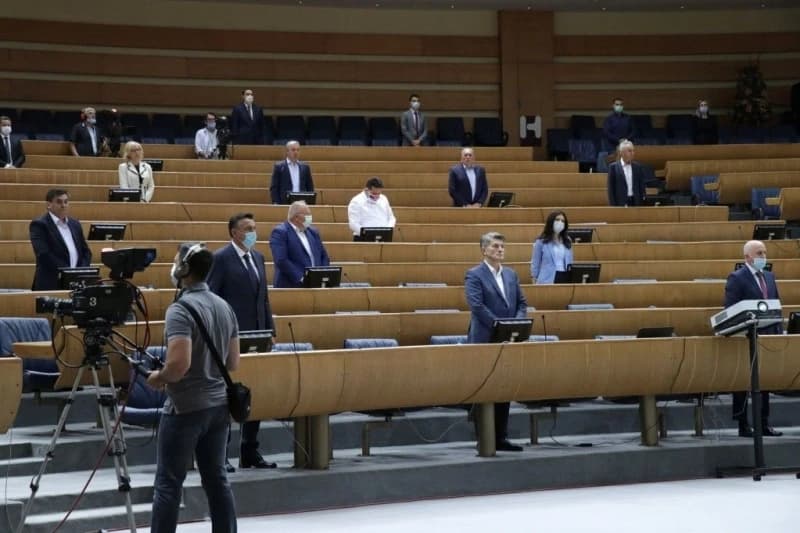 SDP, SDS i PDP - najveće galamdžije ipak ne žele izbore: Principi do podne, politikanstvo od podne