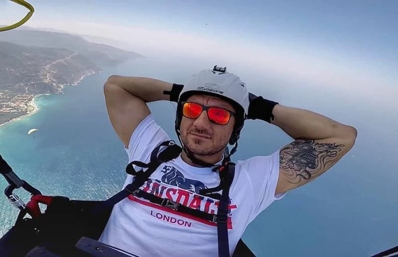 Preminuo Irhad Zukić Zuka: "Budi i dalje tako vedar, dobar i nasmijan tamo gdje sad letiš"