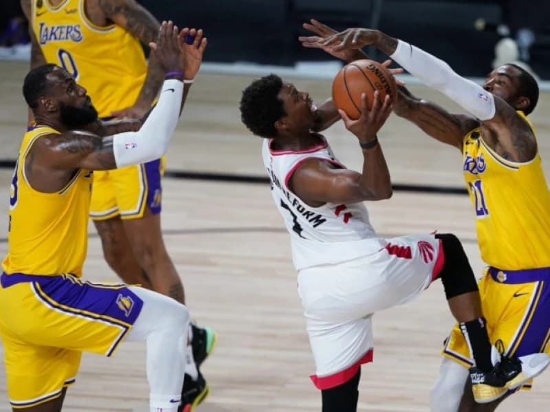 Toronto Raptors, Los Angeles Lakers