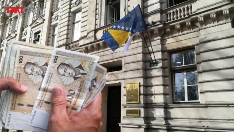 Evo koliki su prihodi nekih glumaca, direktora preduzeća, članova upravnih i nadzornih odbora u KS