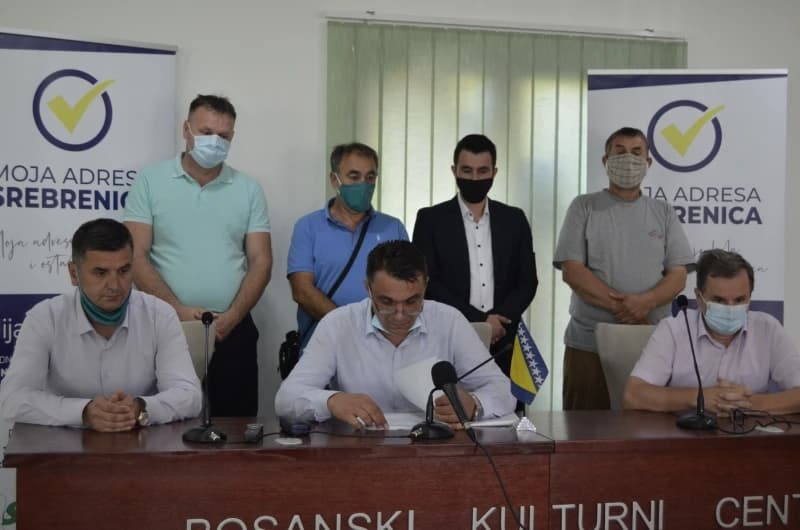 Sprema se prevara: Podaci Bošnjaka korišteni za registraciju lažnih glasača poštom iz Srbije
