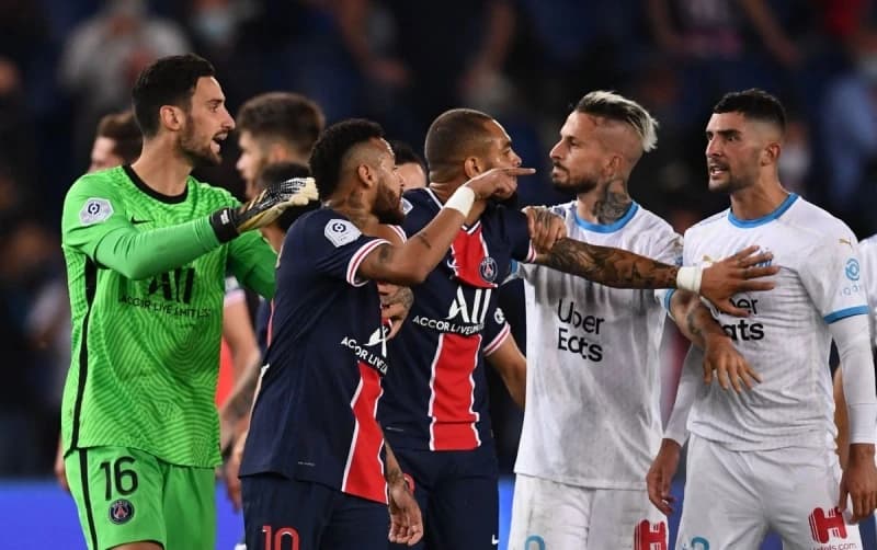 Opća tuča u Parizu: PSG izgubio derbi od Marseillea, pet crvenih kartona