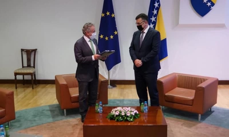 Sattler uručio izvještaj Tegeltiji: Zabilježen duži period stagnacije, u posljednjim mjesecima napredak