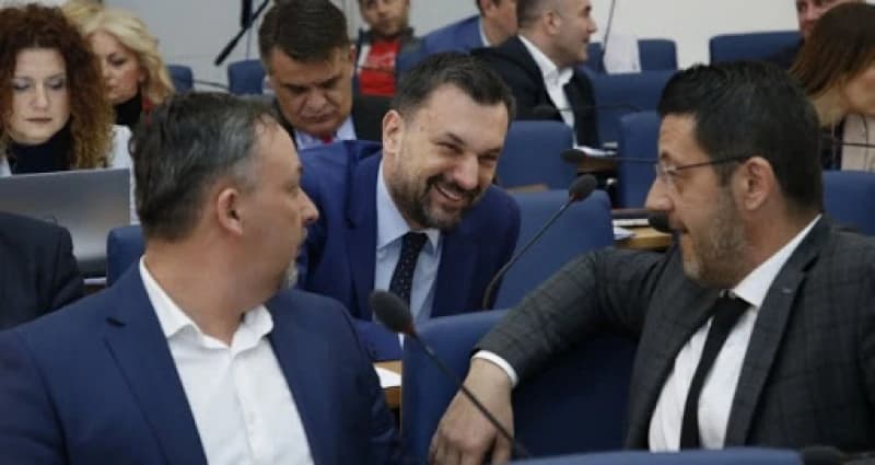 Konaković ostanak u SDA uvjetovao eliminiranjem Čampare, danas skupa predvode "građanske stranke"
