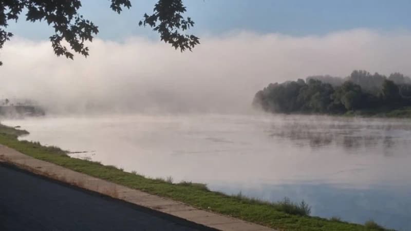 Magla uz rijeke 