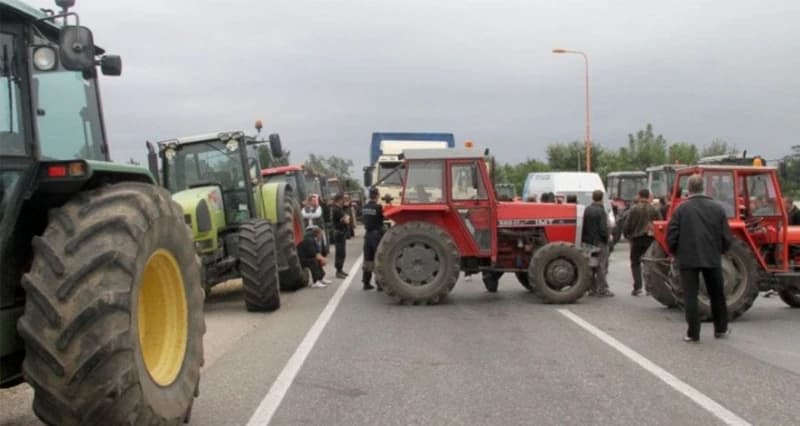 Traktori protesti 