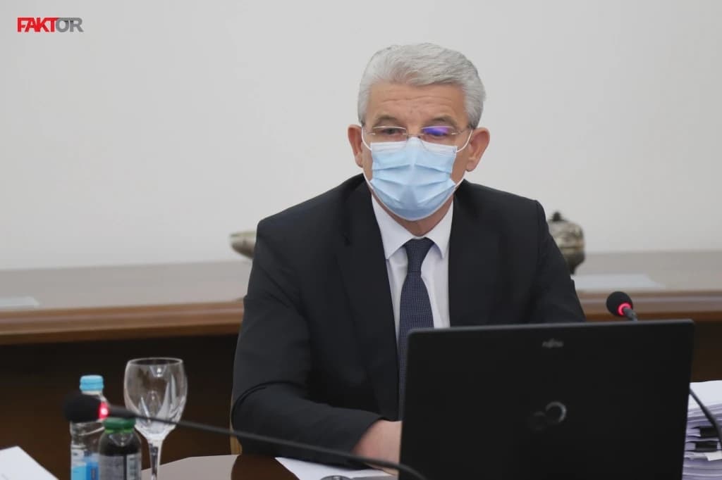 Džaferović: Ne vidim svrhu da se Komšić i ja uvlačimo u slučaj "Ikona", ali ću se odazvati Tužilaštvu
