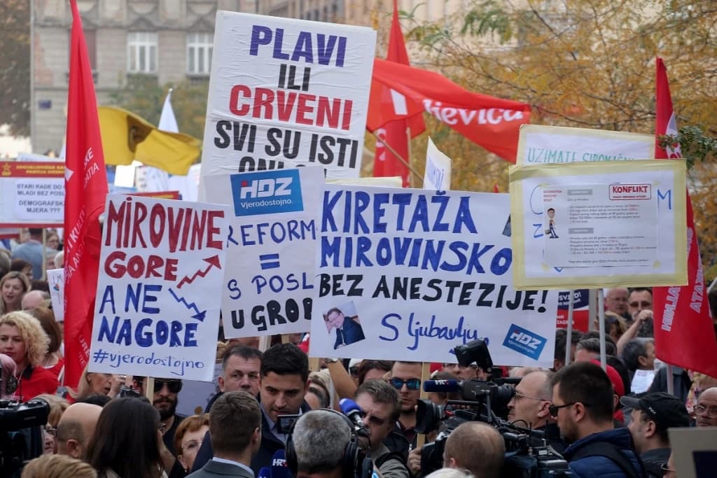 Više hiljada sindikalaca protestovalo protiv mirovinske reforme