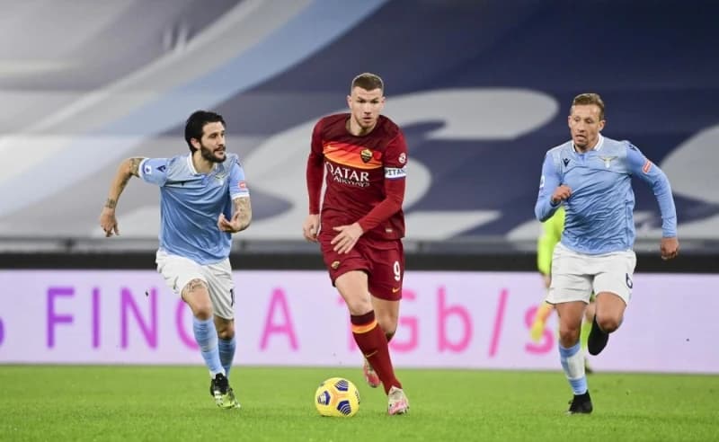 Edin Džeko i saigrači nemoćni: Lazio razbio Romu